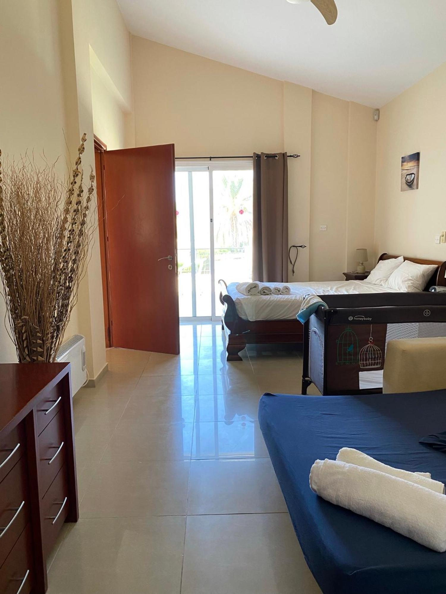 Villa Olivia, Coral Bay Exterior photo