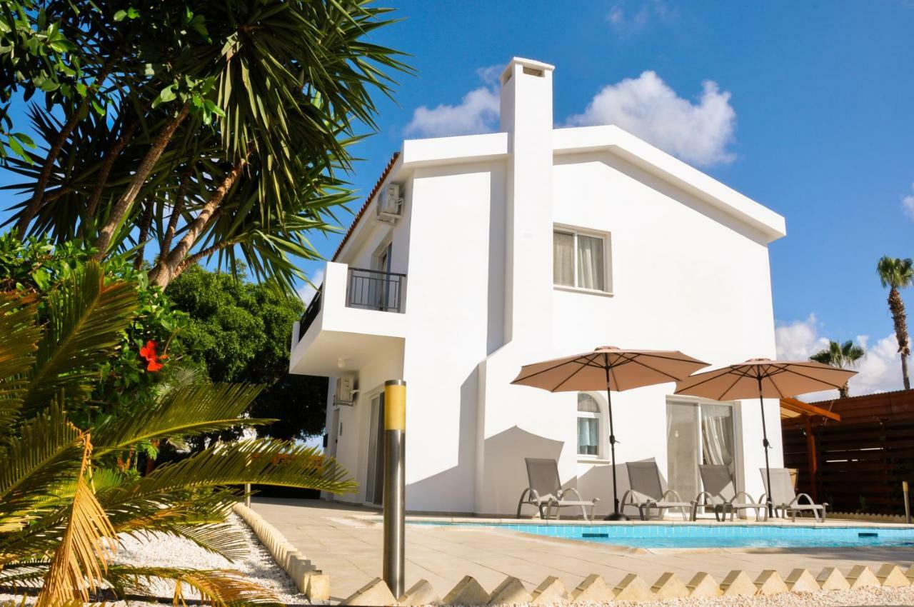 Villa Olivia, Coral Bay Exterior photo